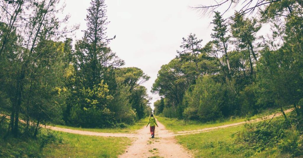 SourcingManufacturersWhatTypeToChooseForYourProductionInChinaVietnam